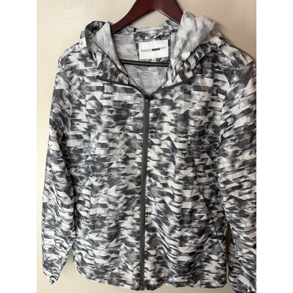 Fashion Nova Men Geometric Abstract Print Hooded Windbreaker Jacket Grey Black M